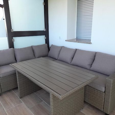 Apartments Donella อูมัค ภายนอก รูปภาพ