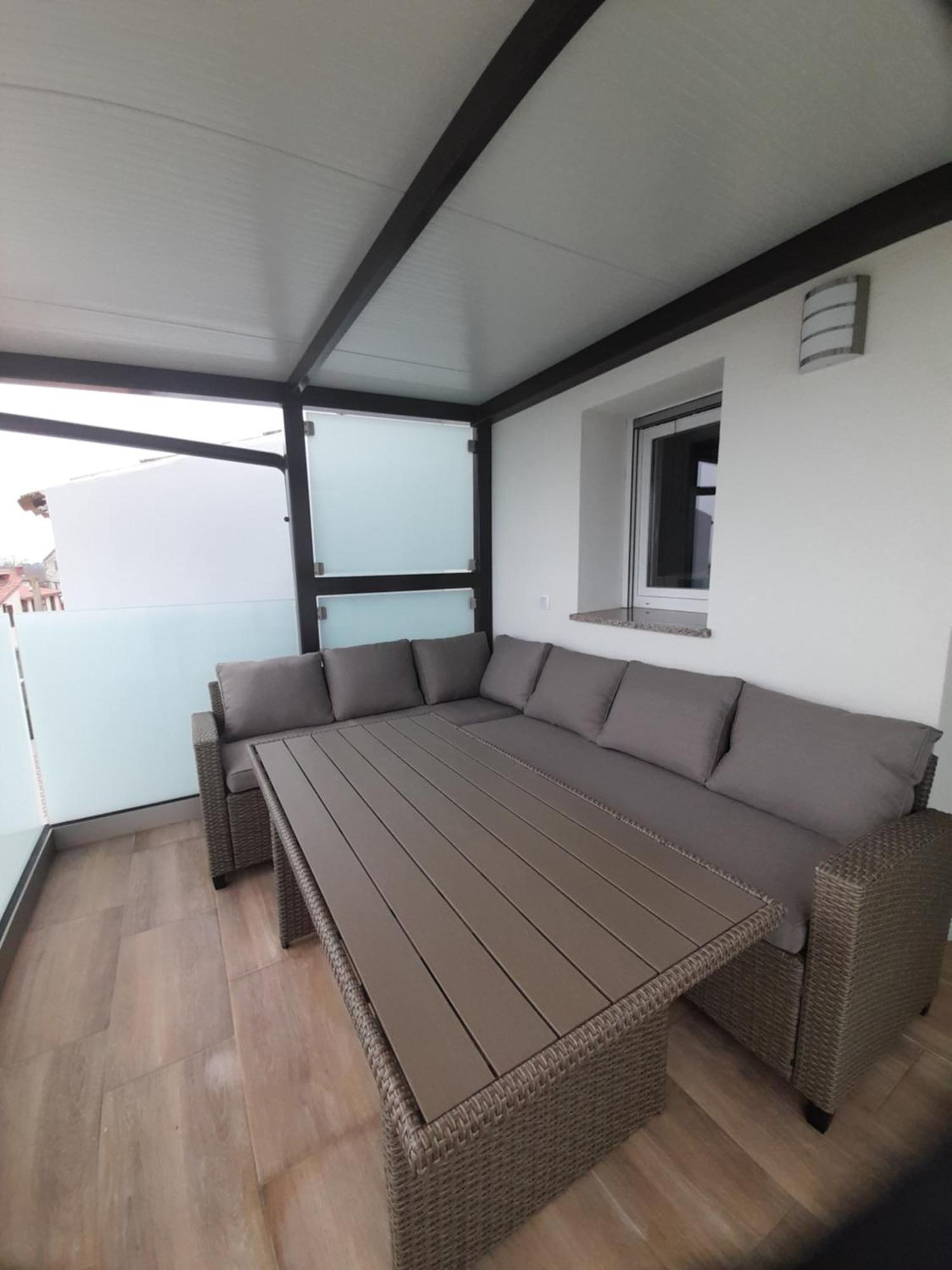 Apartments Donella อูมัค ภายนอก รูปภาพ