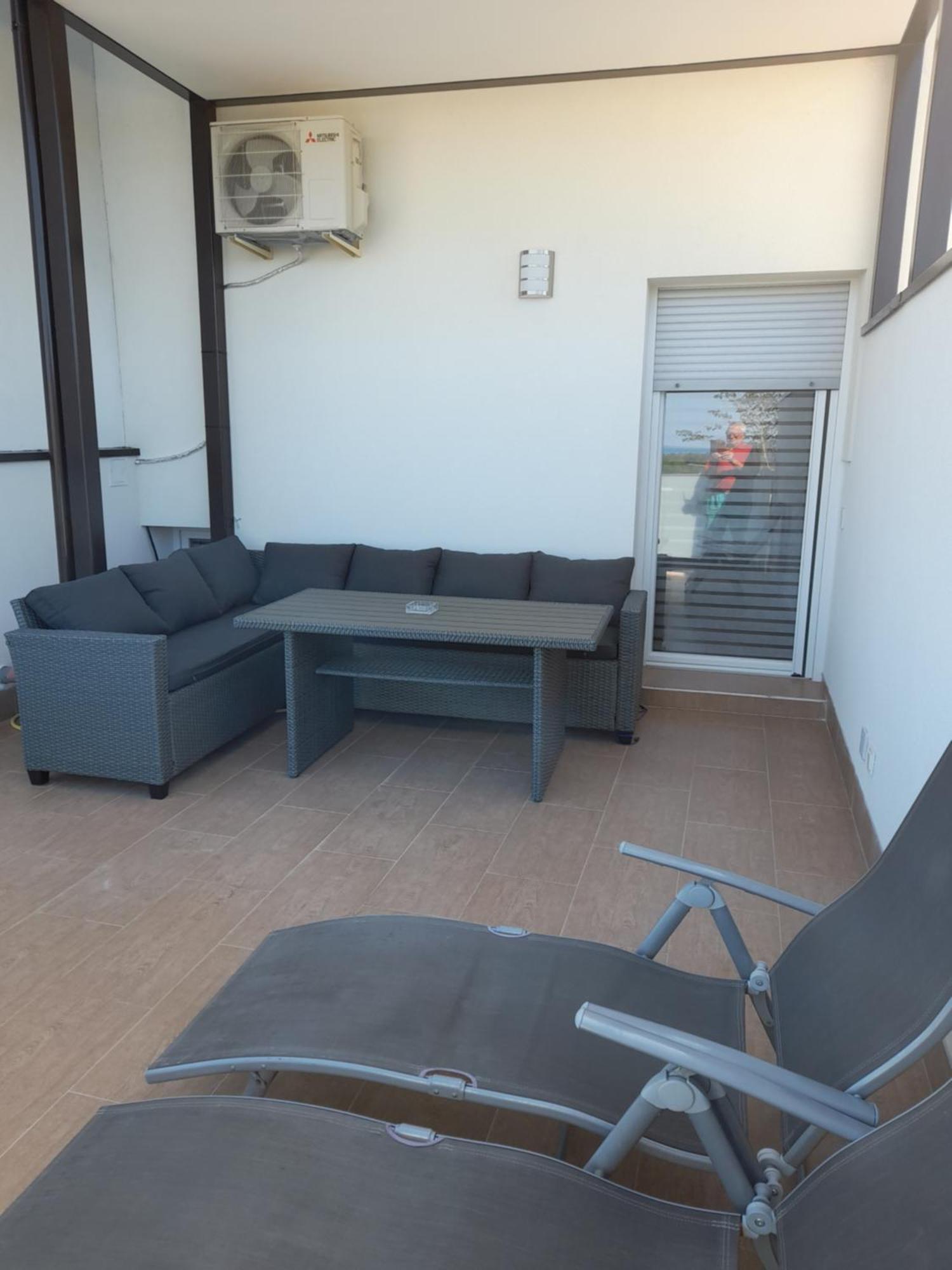 Apartments Donella อูมัค ภายนอก รูปภาพ
